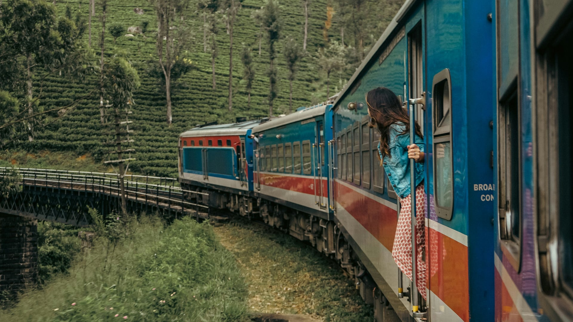 Scenic highland railway Sri Lanka